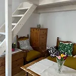 Retro Kenyelem Apartman